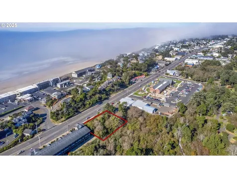296 NW Highway 101 Lincoln City OR 97367
