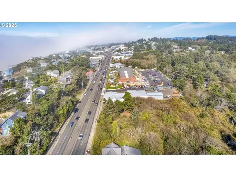 296 NW Highway 101 Lincoln City OR 97367