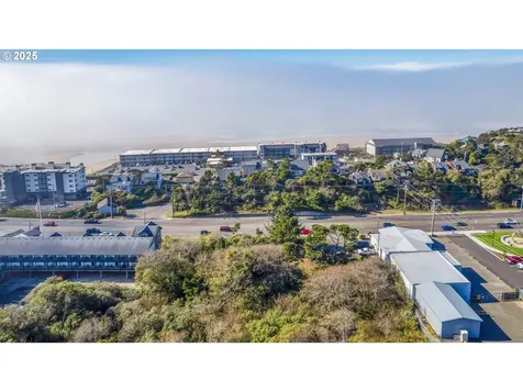 296 NW Highway 101 Lincoln City OR 97367