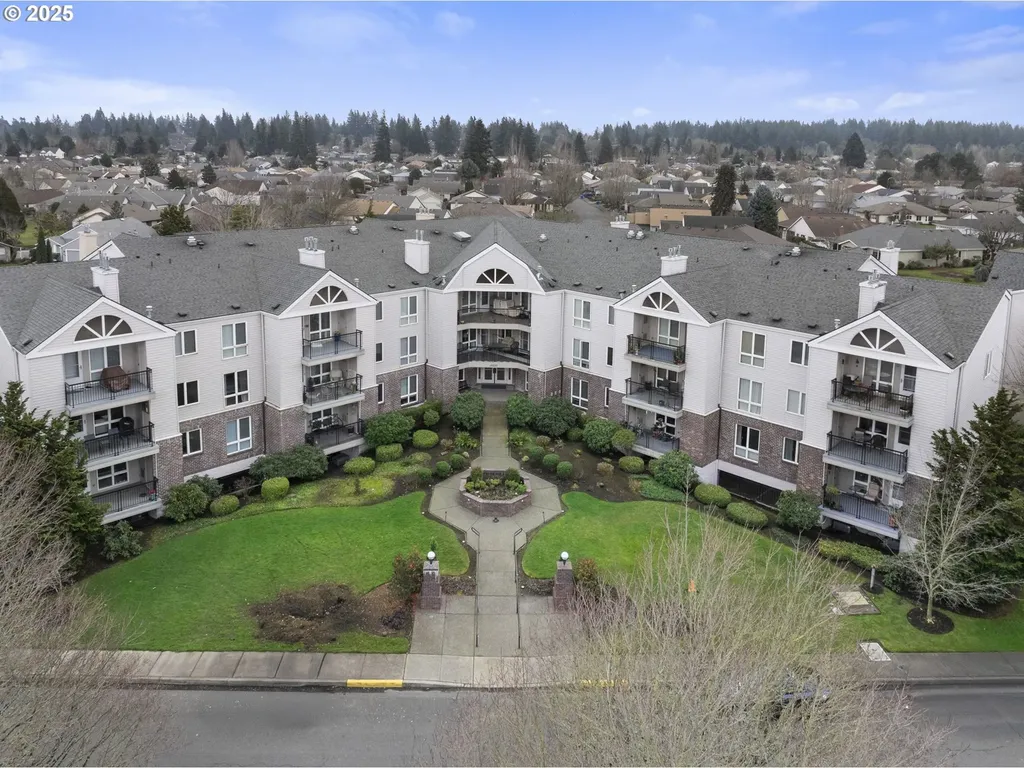 15530 NE Knott Street Portland OR 97230