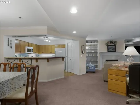 15530 NE Knott Street Portland OR 97230