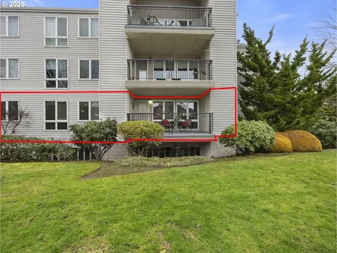 15530 NE Knott Street Portland OR 97230