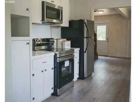 1735 N Elm Street Coquille OR 97423
