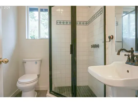 1735 N Elm Street Coquille OR 97423