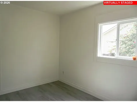 1735 N Elm Street Coquille OR 97423