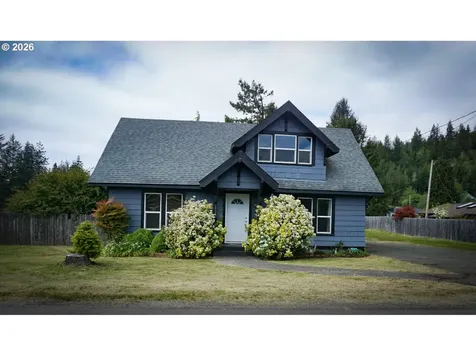 1735 N Elm Street Coquille OR 97423