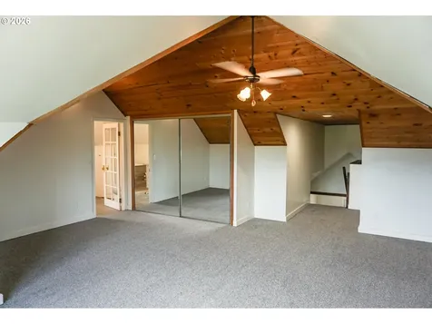 1735 N Elm Street Coquille OR 97423