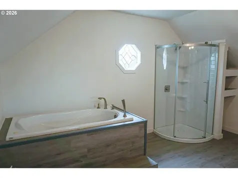1735 N Elm Street Coquille OR 97423