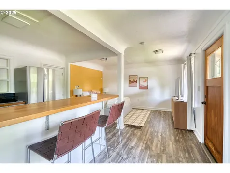 9647 SW Capitol Highway Portland OR 97219