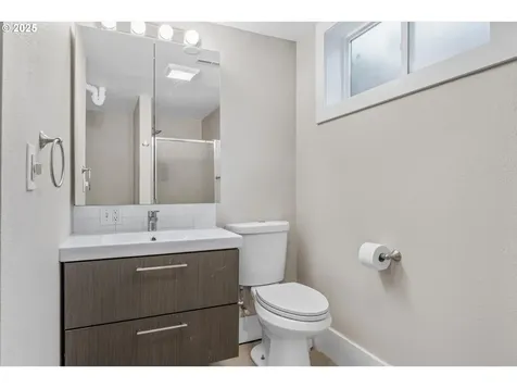 3213 SE 73rd Avenue Portland OR 97206