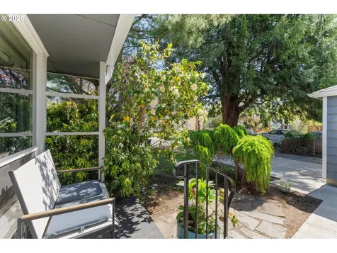 3213 SE 73rd Avenue Portland OR 97206