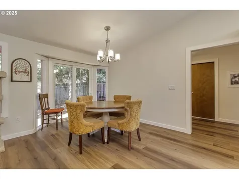 9403 SW 74th Avenue Portland OR 97223
