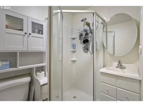 9403 SW 74th Avenue Portland OR 97223