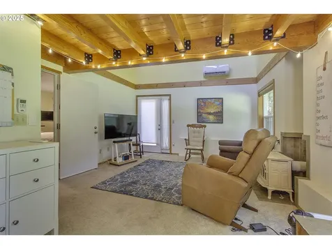 9403 SW 74th Avenue Portland OR 97223