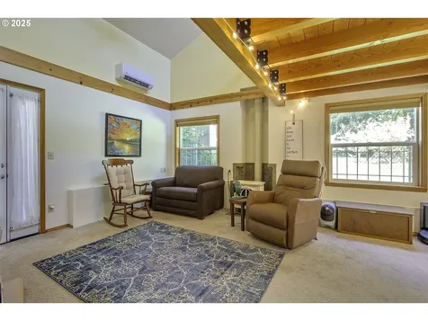 9403 SW 74th Avenue Portland OR 97223