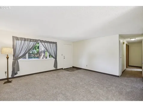 7810 NE 142nd Avenue Vancouver WA 98682