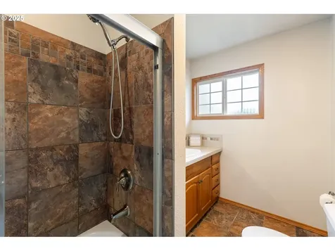 1302 Spruce Street Longview WA 98632