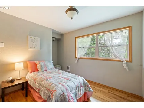 1302 Spruce Street Longview WA 98632
