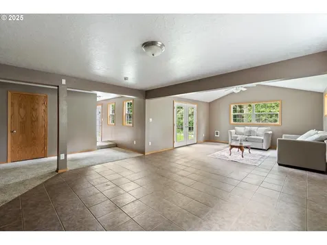 1302 Spruce Street Longview WA 98632