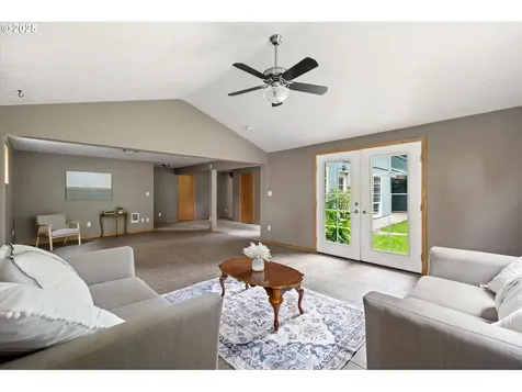 1302 Spruce Street Longview WA 98632