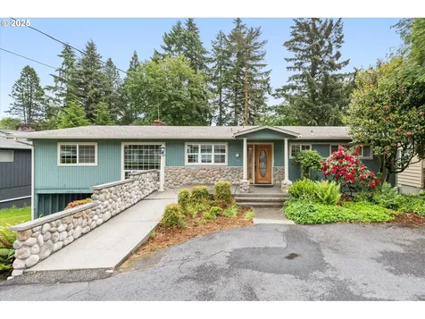 1302 Spruce Street Longview WA 98632