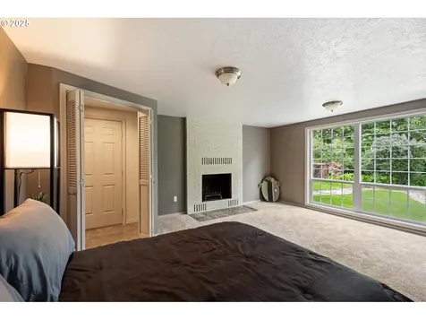 1302 Spruce Street Longview WA 98632