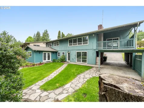 1302 Spruce Street Longview WA 98632