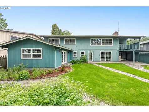 1302 Spruce Street Longview WA 98632