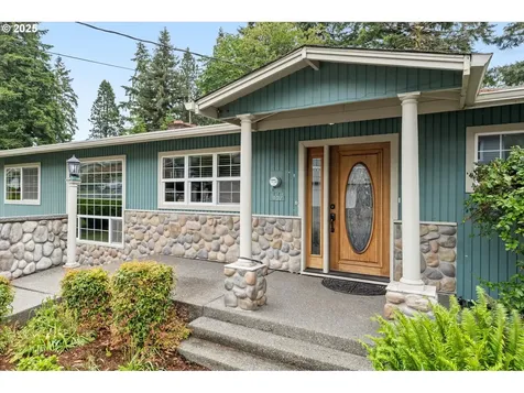 1302 Spruce Street Longview WA 98632