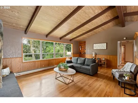 1302 Spruce Street Longview WA 98632