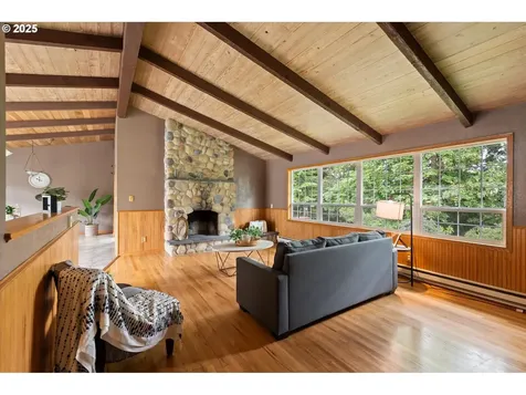1302 Spruce Street Longview WA 98632