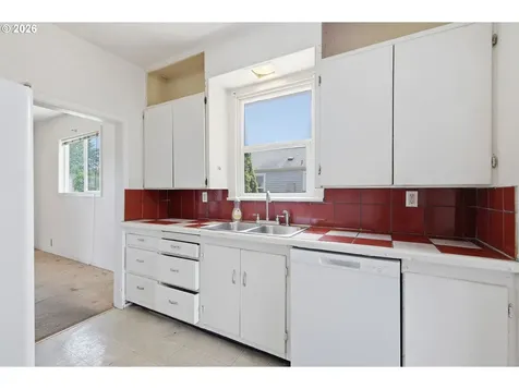 355 N Grove Court Eugene OR 97404