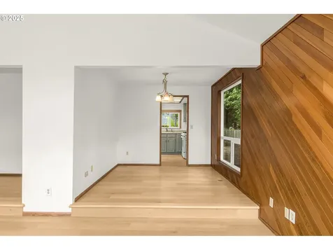 11305 SW 79th Avenue Portland OR 97223