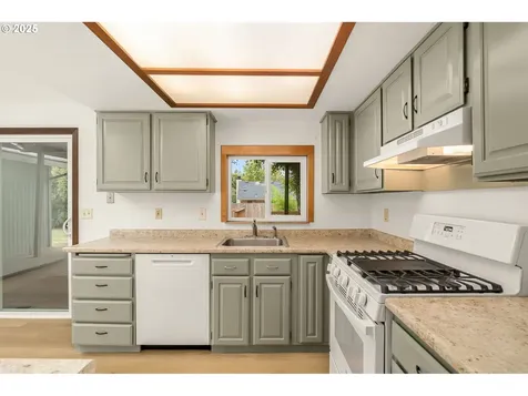 11305 SW 79th Avenue Portland OR 97223