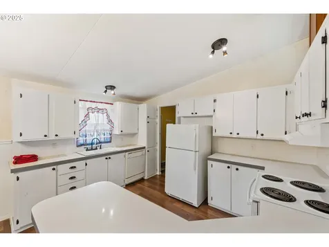 504 Puerto Vista Drive Coos Bay OR 97420