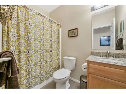 1863 S 61st Street Springfield OR 97478