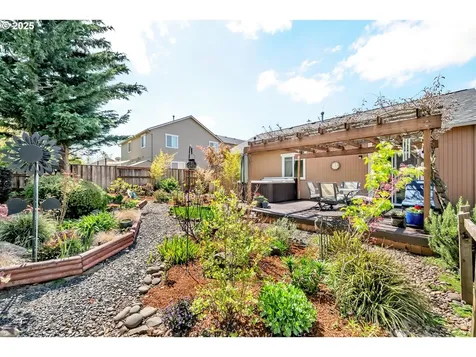 1863 S 61st Street Springfield OR 97478