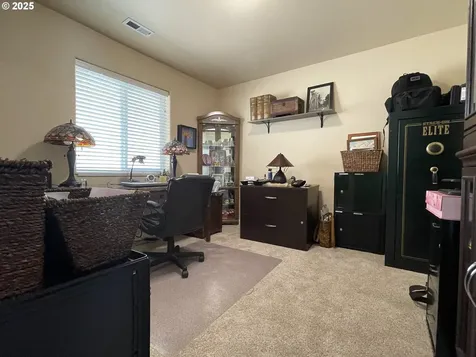 1584 NW Avery Street Roseburg OR 97471
