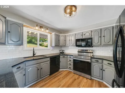 850 Hodgdon Road Tillamook OR 97141