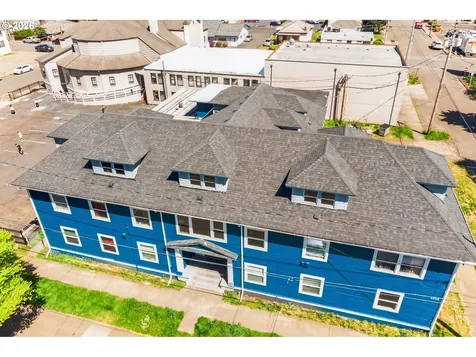 2214 5th Street Tillamook OR 97141