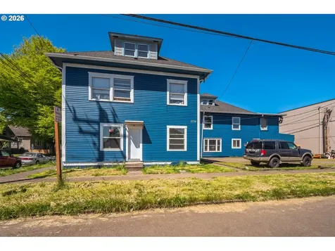 2214 5th Street Tillamook OR 97141