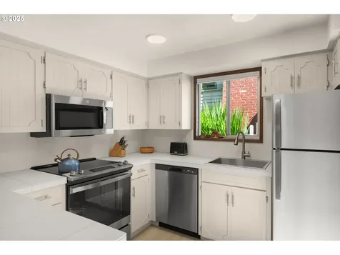 4904 SE 36th Place Portland OR 97202