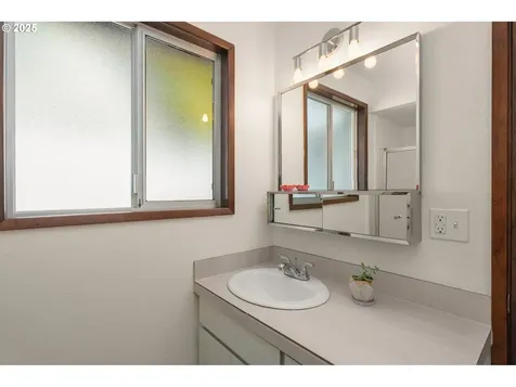 4904 SE 36th Place Portland OR 97202