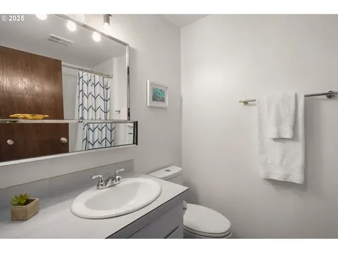4904 SE 36th Place Portland OR 97202