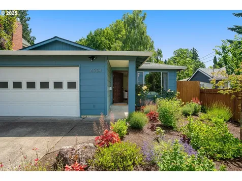 4904 SE 36th Place Portland OR 97202