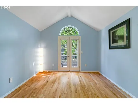 2727 NW Upshur Street Portland OR 97210