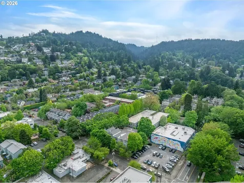 2727 NW Upshur Street Portland OR 97210