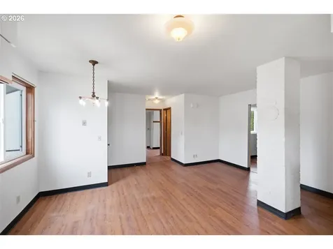 485 N Main Street Mt. Angel OR 97362