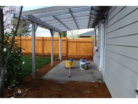 4245 SE 89th Avenue Portland OR 97266