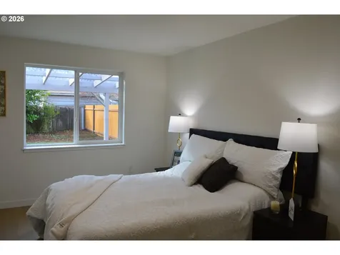 4245 SE 89th Avenue Portland OR 97266